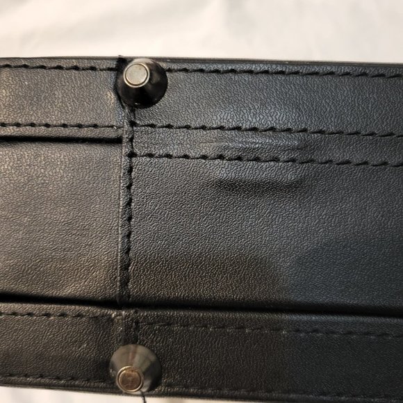 Buxton Leather Attache Briefcase - Picture 8 of 9